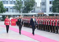 พลเอก ประยุทธ์  จันทร์โอชา นายกรัฐมนตรี และรัฐมนตรีว่าการกระทรวงกลาโหม ตรวจเยี่ยมกองบัญชาการกองทัพบก