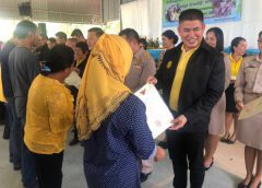 รมช.ธรรมนัส ติดตามความก้าวหน้าพื้นที่ คทช.กระบี่ มอบ ส.ป.ก. 4-01 หนุนเกษตรกรมีที่ทำกิน สร้างรายได้ สร้างอาชีพแก่ชุมชน