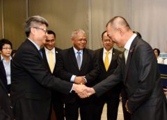 เฉลิมชัย นำทีม บุกจีน เร่งเจรจาขายยาง หวังดึงราคายางในประเทศให้สูงขึ้น