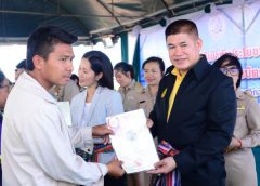 “ธรรมนัส “ลงพื้นที่ จ.สระแก้ว จัดที่ดินทำกินตามนโยบายรัฐบาล จ.สระแก้ว เดินหน้าพัฒนาโครงสร้างพื้นฐานในพื้นที่ ส่งเสริมอาชีพให้เกษตรกรอย่างยั่งยืน
