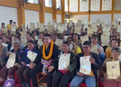 รมช.ธรรมนัส ลุยพื้นที่จ.บึงกาฬ มอบที่ดินทำกินผู้ยากไร้พร้อมมอบสินเชื่อกองทุนฯ เยี่ยมชมศูนย์เรียนรู้การเพิ่มประสิทธิภาพการผลิตสินค้าเกษตร (ศพก.) พัฒนาอาชีพให้เกษตรกรอย่างยั่งยืน