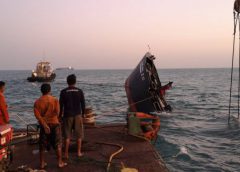 เร่งกู้ซากเรือน้ำมัน Golden Bridge 2 จมปากร่องแม่น้ำเจ้าพระยา