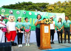 ชาวทับสะแก กว่า 1,000 คน ร่วมโครงการก้าวท้าใจ ต้านภัยโควิด 19 Track 8