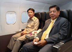 มหาวิทยาลัยเทคโนโลยีราชมงคลตะวันออก จัดโครงการสถาบันพระมหากษัตริย์กับการพัฒนาประเทศ   พร้อมเปิดห้องเรียนปฏิบัติการ การบิน !!