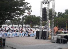 ชาวเน็ตถล่มยับ! ศรีสะเกษปล่อยบริษัทเอกชนจากพื้นที่เสี่ยงจัดงานรื่นเริงสังสรรค์ท่ามกลางสถานการณ์โควิด