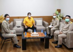 “ตัวผู้ประกันตน ม.33 ไม่ต้องมา เมืองพัทยาจะไปหาเอง”  นายกเมืองพัทยาหารือประกันสังคมจังหวัดชลบุรี เตรียมตรวจคัดกรองโควิด-19 ให้ผู้ประกันตน ม.33 ถึงสถานประกอบการ