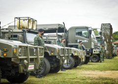 เมืองเลย ผบ.ร.8 ตรวจสภาพความพร้อมยุทโธปกรณ์ของกองร้อยช่วยเหลือประชาชน เพื่อให้มีประสิทธิภาพและทันท่วงทีต่อสถานการณ์เมื่อเกิดภัยพิบัติทางธรรมชาติในพื้นที่รับผิดชอบ