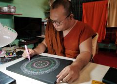 หลวงพี่เขียนยันต์ด้วยมือ หนุนดวง เสริมดวง เสริมลาภ แห่งแรกในจังหวัดนครนายก ให้ญาติโยมไว้บูชา