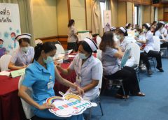 ผู้ว่าราชการจังหวัดอุบลราชธานี นายกเหล่ากาชาดจังหวัดอุบลราชธานี รับบริการฉีดวัคซีนป้องกันโควิด 19  เข็มแรก