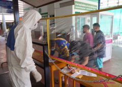 พนักงานบ่อนออนไลน์คนไทย ในฝั่งปอยเปต กัมพูชา 99 คน หนีการแพร่ระบาดโควิด-19 ข้ามมายังฝั่งไทย จนท.ต้องตรวจเข้ม เกรงนำมาแพร่เชื้อซ้ำอีก