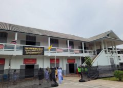 จ.สระแก้ว เตรียมจัดตั้ง โรงพยาบาลสนามเพิ่มอีก 3 แห่ง รองรับผู้ป่วยติดเชื้อโควิด-19 ทั้งในประเทศและต่างประเทศที่เพิ่มขึ้นตลอด โดยสระแก้วรักษาหายแล้ว 443 ราย กำลังรักษาอยู่ 245 ราย สะสม 692 ราย