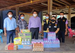 อบจ.พิษณุโลก นำเครื่องอุปโภคบริโภคมอบให้ศูนย์พักคอยในชุมชน 3 แห่ง ในพื้นที่ อ.พรหมพิราม