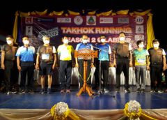 รองผู้ว่าราชการจังหวัดเปิดงานวิ่งการกุศล ตะโกก รันนิ่ง ซีซัน 2 @ ลับแล ปี 2565