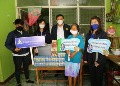 “รมว.สุชาติ” ห่วงผู้ประกันตนทุพพลภาพ ส่ง ‘คณะที่ปรึกษา’ ‘รอง สปส.’ ลงพื้นที่ให้กำลังใจถึงบ้านที่นนทบุรี