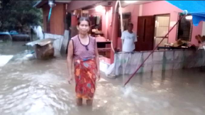 พิษมู่หลาน น้ำป่าเขาใหญ่ไหลบ่าเข้าท่วมหมู่บ้านกลางดึกรับวันแม่