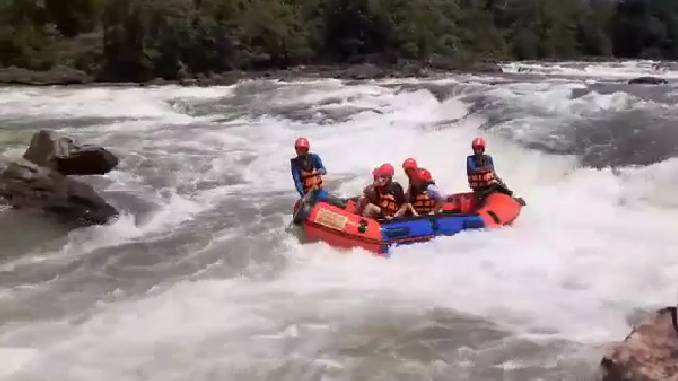 จ.ปราจีนบุรี เปิดฤดูการล่องแก่งหินเพิง