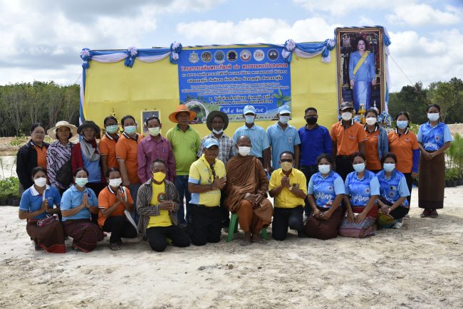 ชาวอำเภอวังหินจัดกิจกรรมปลูกต้นสนต้นตะเคียนคืนป่า ยางนาคืนถิ่น คืนชีวิตให้ลำห้วยคล้าเฉลิมพระเกียรติ รัชกาลที่ 10