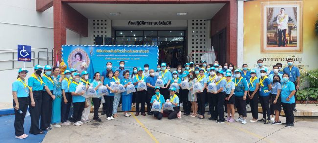 รพ.เจริญกรุงประชารักษ์ กรมประมง สมาคมสื่อเกษตรฯ  ร่วมทำบุญตักบาตร และปล่อยพันธุ์สัตว์น้ำถวายเป็นพระราชกุศล เนื่องในวันเฉลิมพระชนมพรรษาสมเด็จพระนางเจ้าสิริกิติ์ พระบรมราชินีนาถ พระบรมราชชนนีพันปีหลวง   