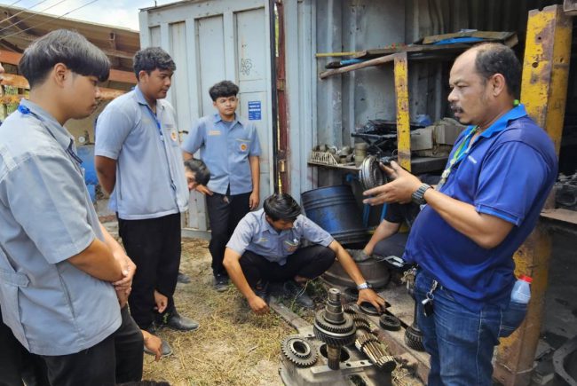 ไลน์ ทรานสปอร์ต เปิดพื้นที่การเรียนรู้ ต้อนรับ นศ. “หลักสูตรเทคนิคซ่อมบำรุงรถบรรทุก” เข้าฝึกงาน