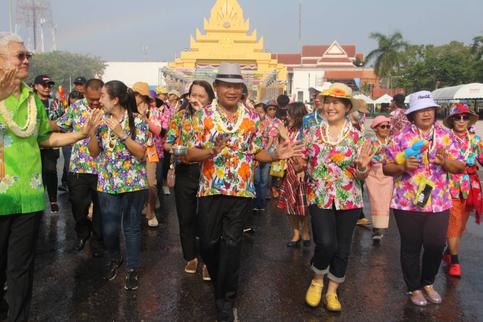 จ.ร้อยเอ็ด จัดงานประเพณีสงกรานต์ประจำปี 2567 พร้อมขบวนแห่สงกรานต์รอบเมืองร้อยเอ็ด