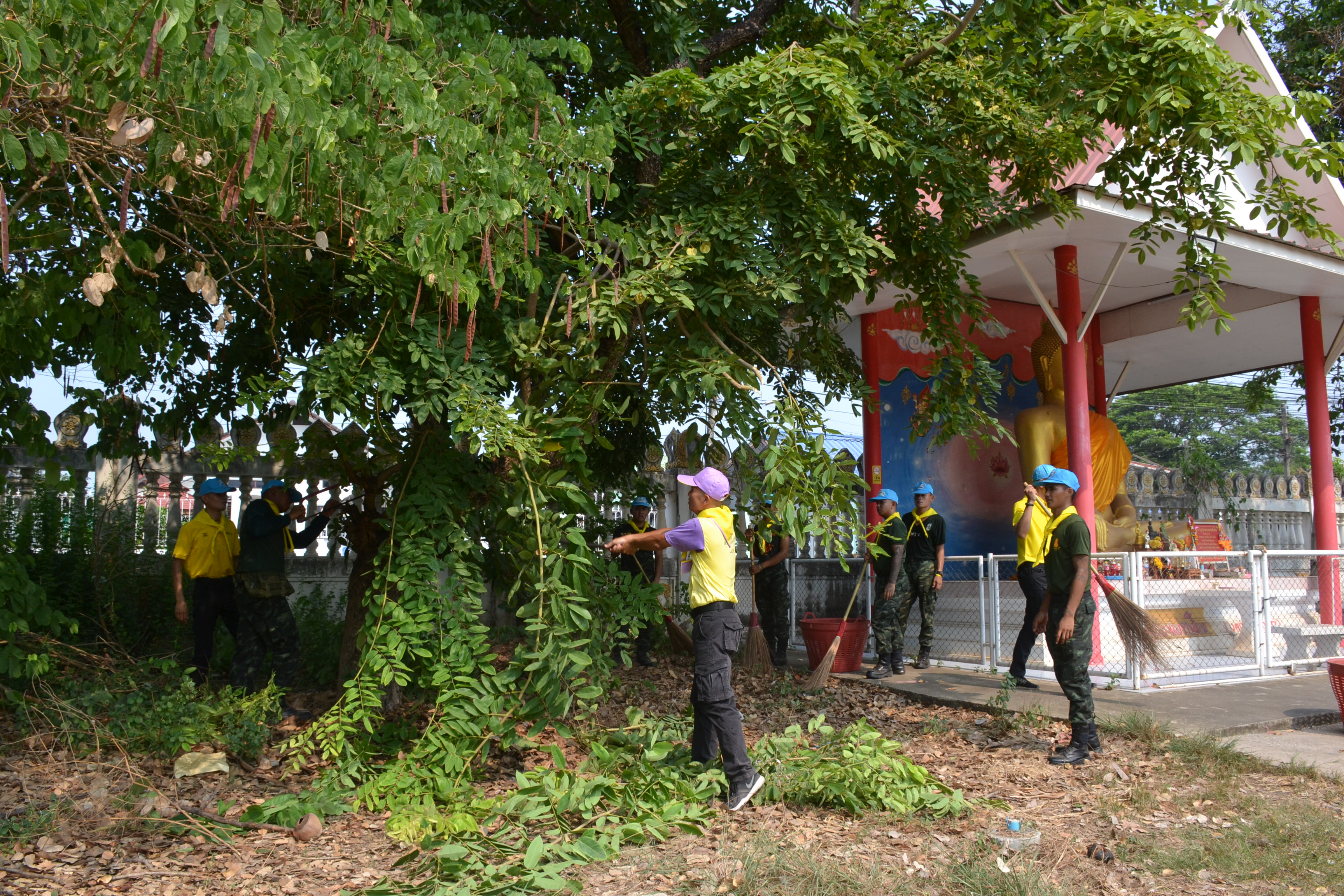 ทหาร มทบ.39 ร่วมกิจกรรม “จิตอาสาบำเพ็ญประโยชน์พัฒนาปรับภูมิทัศน์วัดอรัญญิก” 