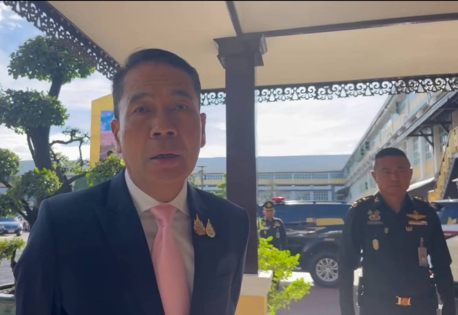 ‘บิ๊กทิน’ โต้ข่าวถกสภากลาโหมนัดล่าสุด ผบ.เหล่าทัพเข้าร่วมครบ