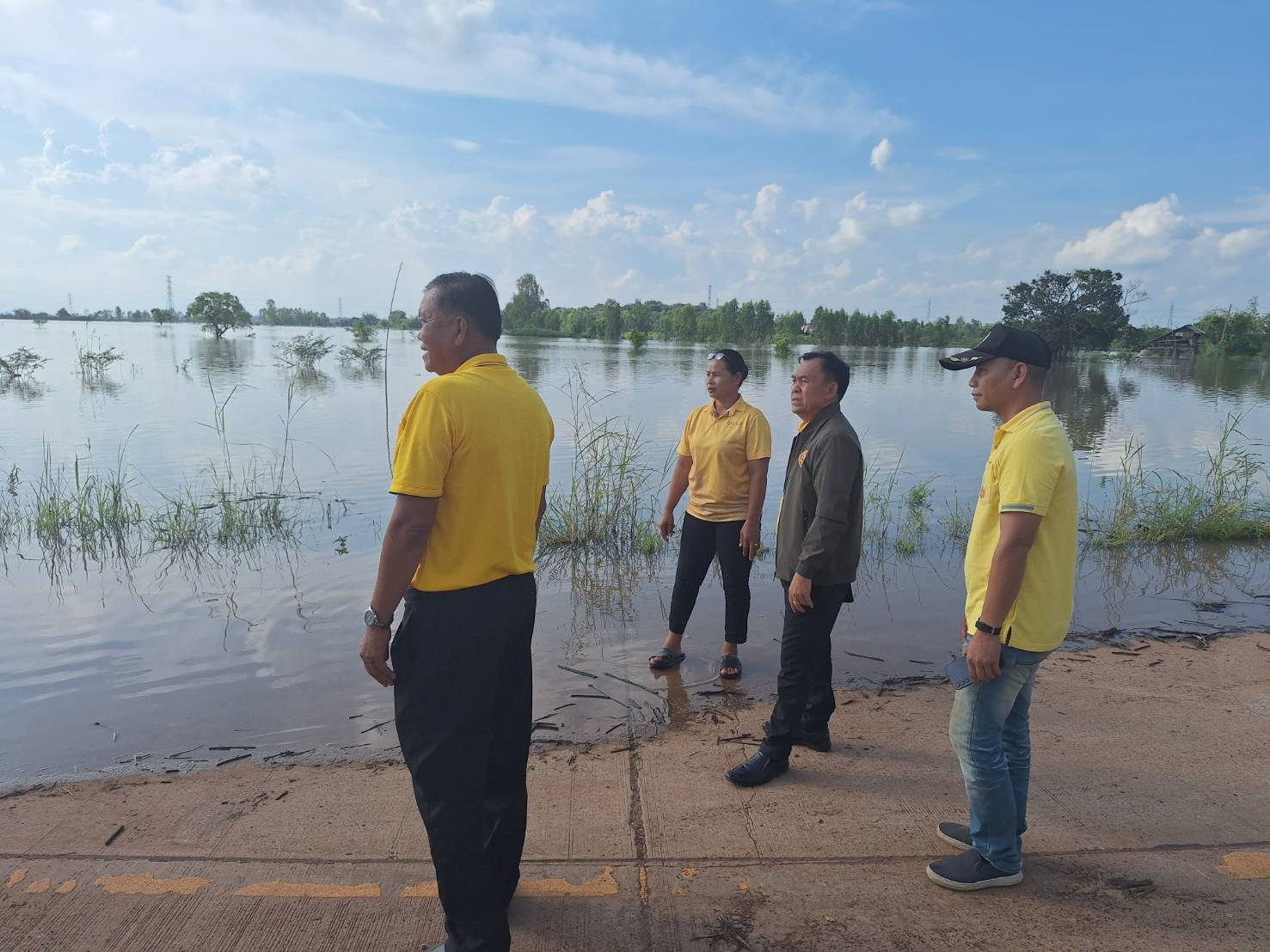 อำเภอโพธิ์ชัย น้ำชีล้นตลิ่ง เฝ้าระวังสถานการณ์อุทกภัยอย่างใกล้ชิด