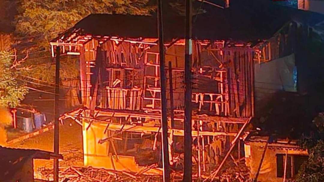 โจรใต้วางระเบิดคาร์บอมส์หน้าบ้านพักนายอำเภอตากใบ