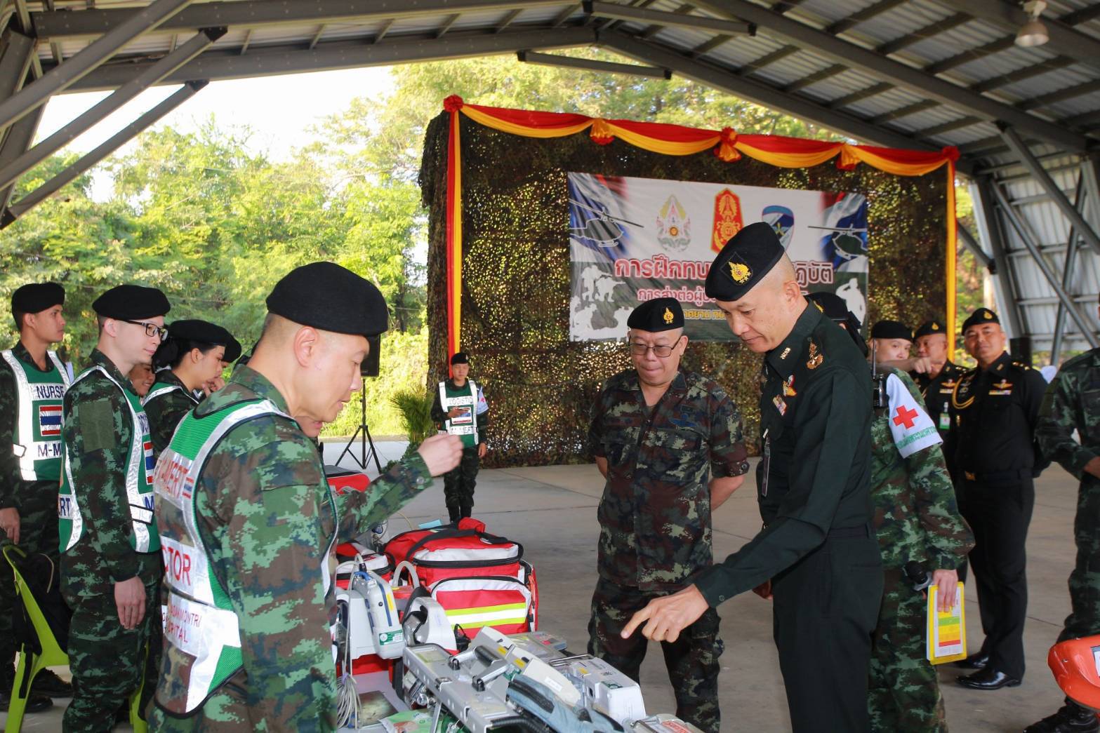   เเม่ทัพน้อยที่ 3   ตรวจเยี่ยม การฝึกทบทวนการปฏิบัติ การส่งต่อผู้ป่วยวิกฤต เเละฉุกเฉิน