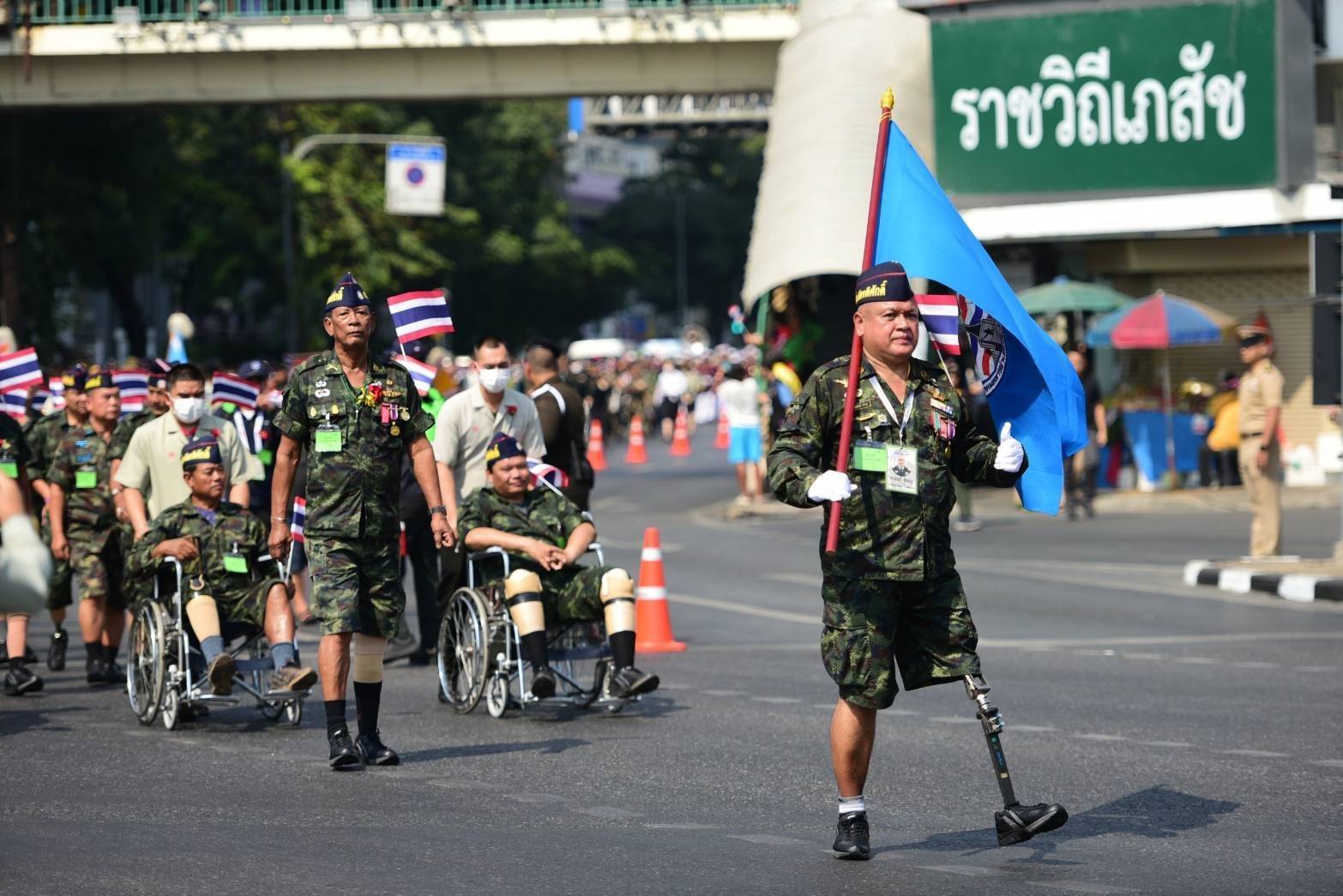 รวมทหารผ่านศึกทุกกรณีสงครามกว่า 3,000นาย เดินขบวนพาเหรด ร่วมพิธีวางพวงมาลา ในวันที่ 3 ก.พ. วันทหารผ่านศึก 