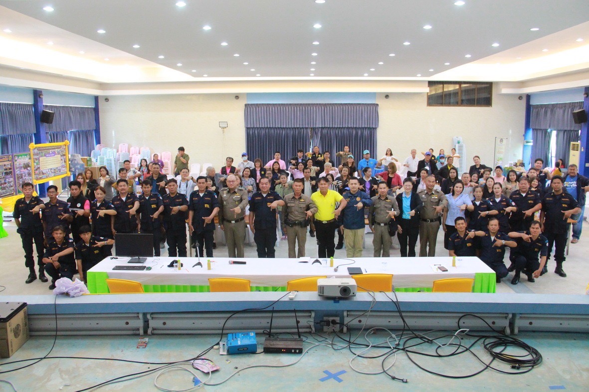 ปปส.ภาค7 นำสื่อมวลชน ภาคตะวันตก 8 จังหวัด ศึกษาดูงาน การแก้ไขปัญหายาเสพติดด้วยกลไกร ชรบ. ณ เทศบาลตำบลหนองตากยา ท่าม่วง