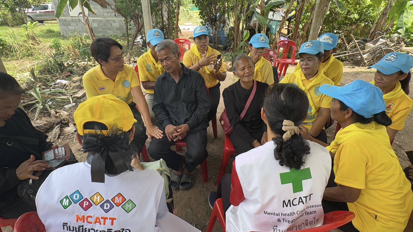 พ่อแม่ทหารกล้าใจชื้นหลังทราบจะมีนักการเมืองมาสร้างบ้านให้