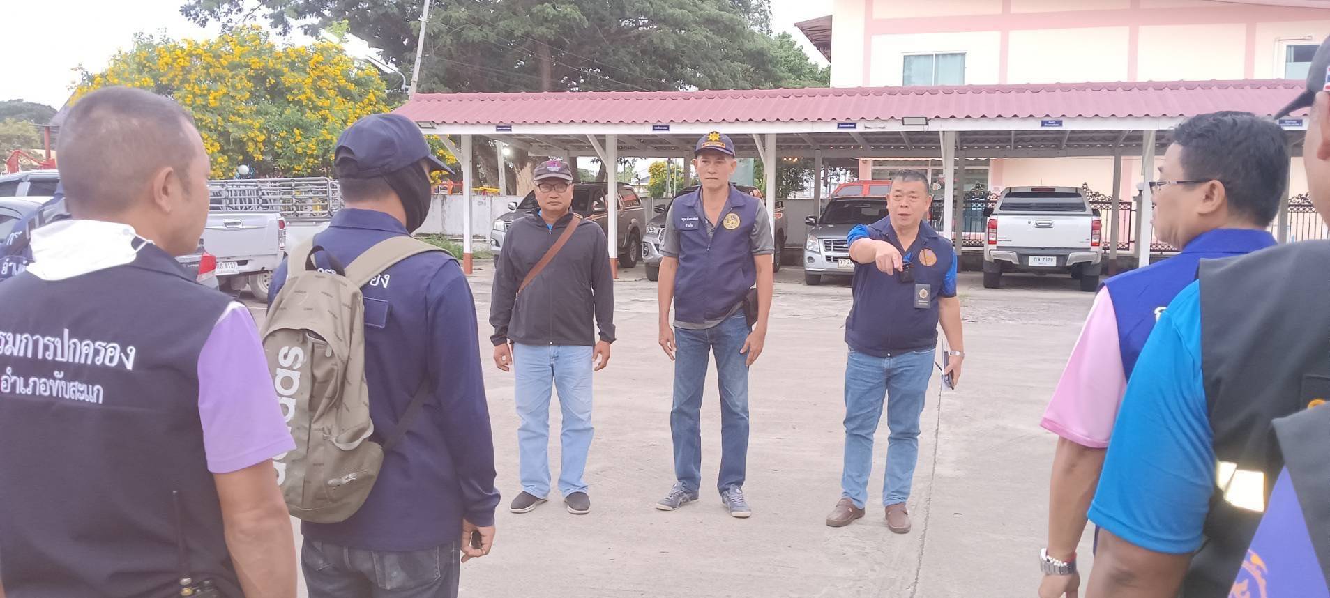 ประจวบคีรีขันธ์ _เปิด”ปฏิบัติการ เมืองสามอ่าวล้างบางยาเสพติด”อำเภอทับสะแก จับกุมผู้ต้องหาค้ายาบ้า / เสพ หลายราย พร้อมของกลางดำเนินคดี