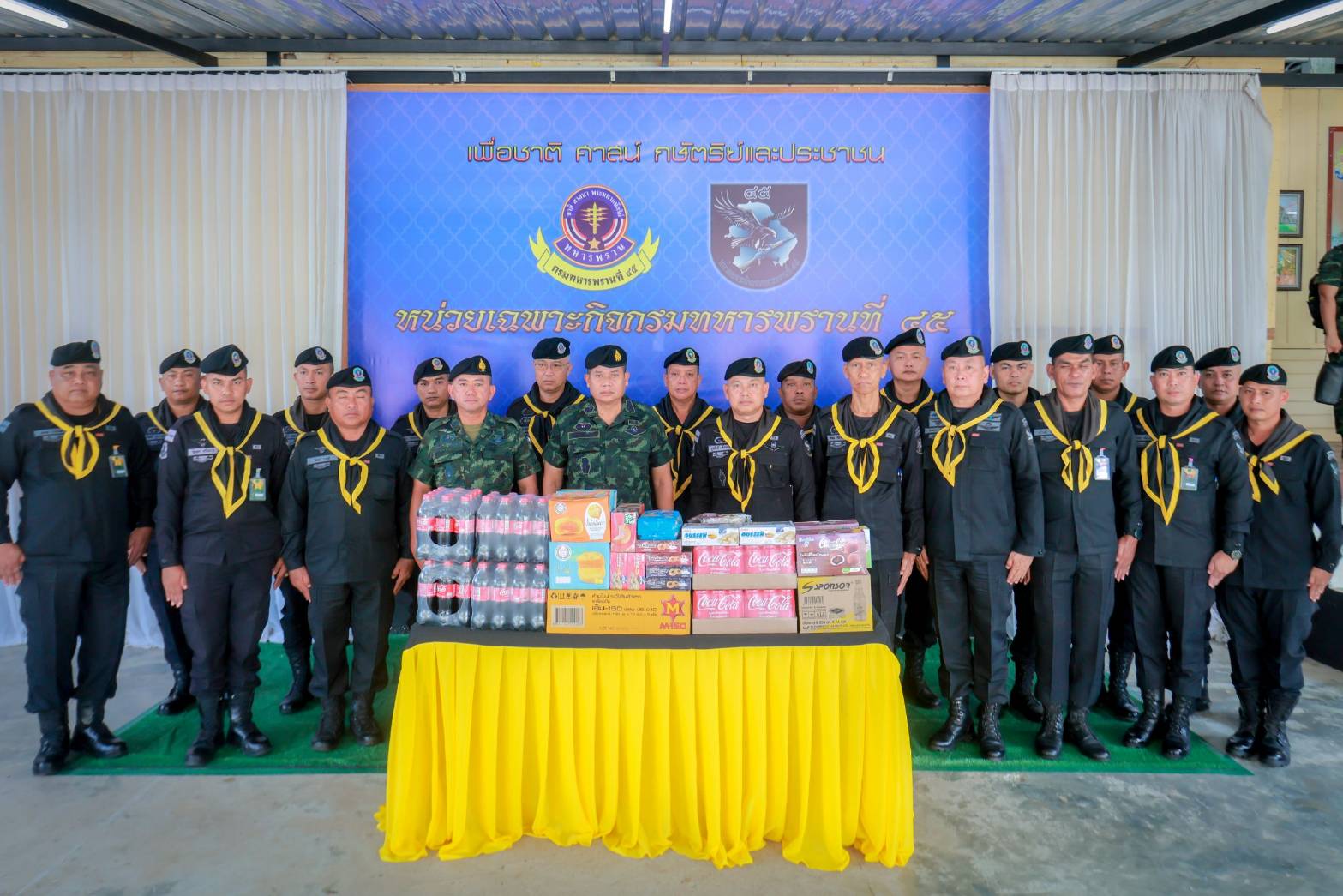 แม่ทัพภาคที่ 4 ตรวจเยี่ยม ชป.จรยุทธ์ กำชับมาตรการควบคุมพื้นที่เชิงรุก-พิทักษ์กำลังพล ควบคู่ดูแลประชาชนกลุ่มเปราะบาง