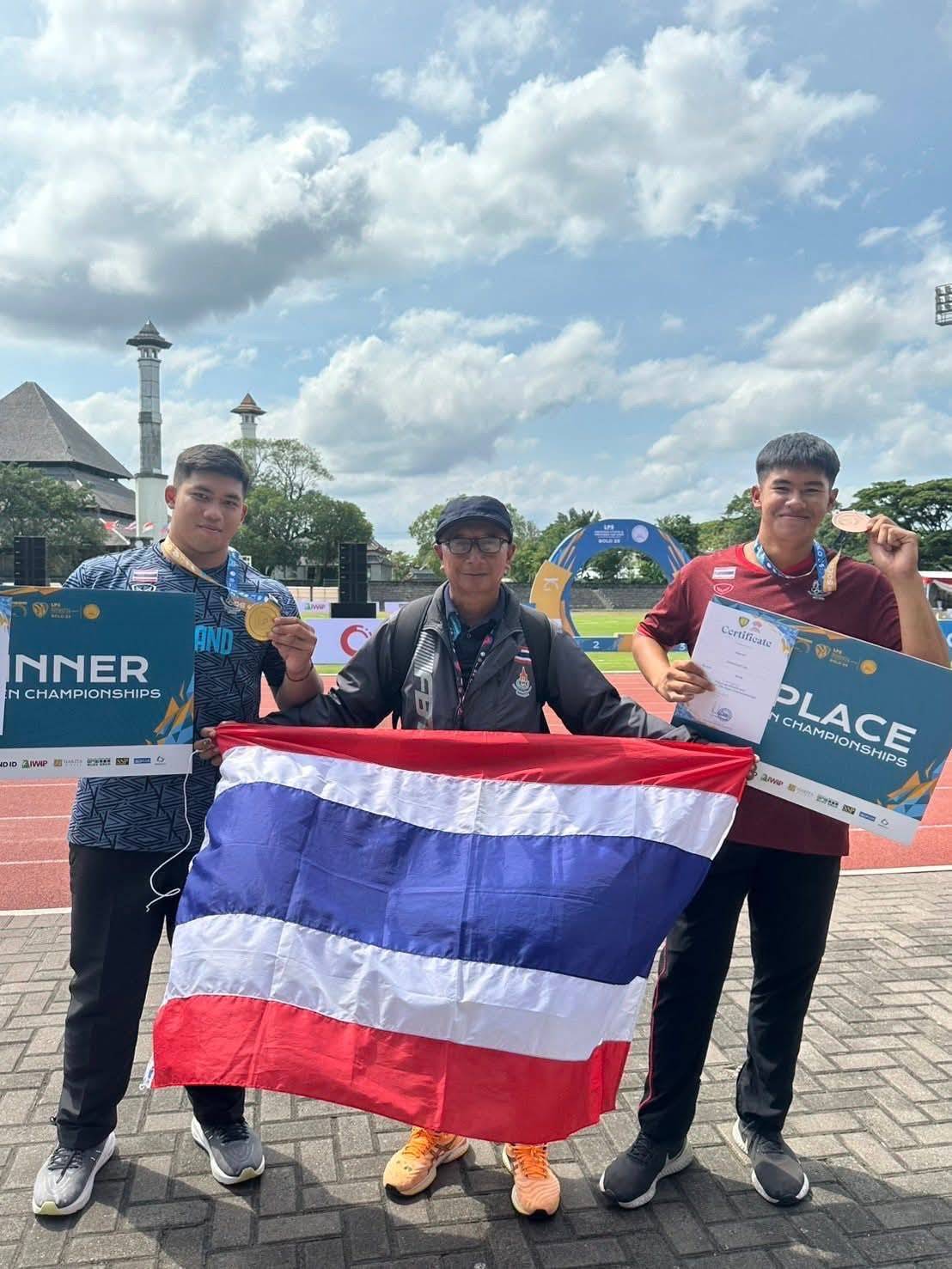 เด็กพิษณุโลกสร้างชื่อ ผงาดคว้า 2 เหรียญทอง ในนามเยาวชนทีมชาติไทย รายการ Indonesia U18 Open Championships 2025 ประเทศอินโดนีเซีย 