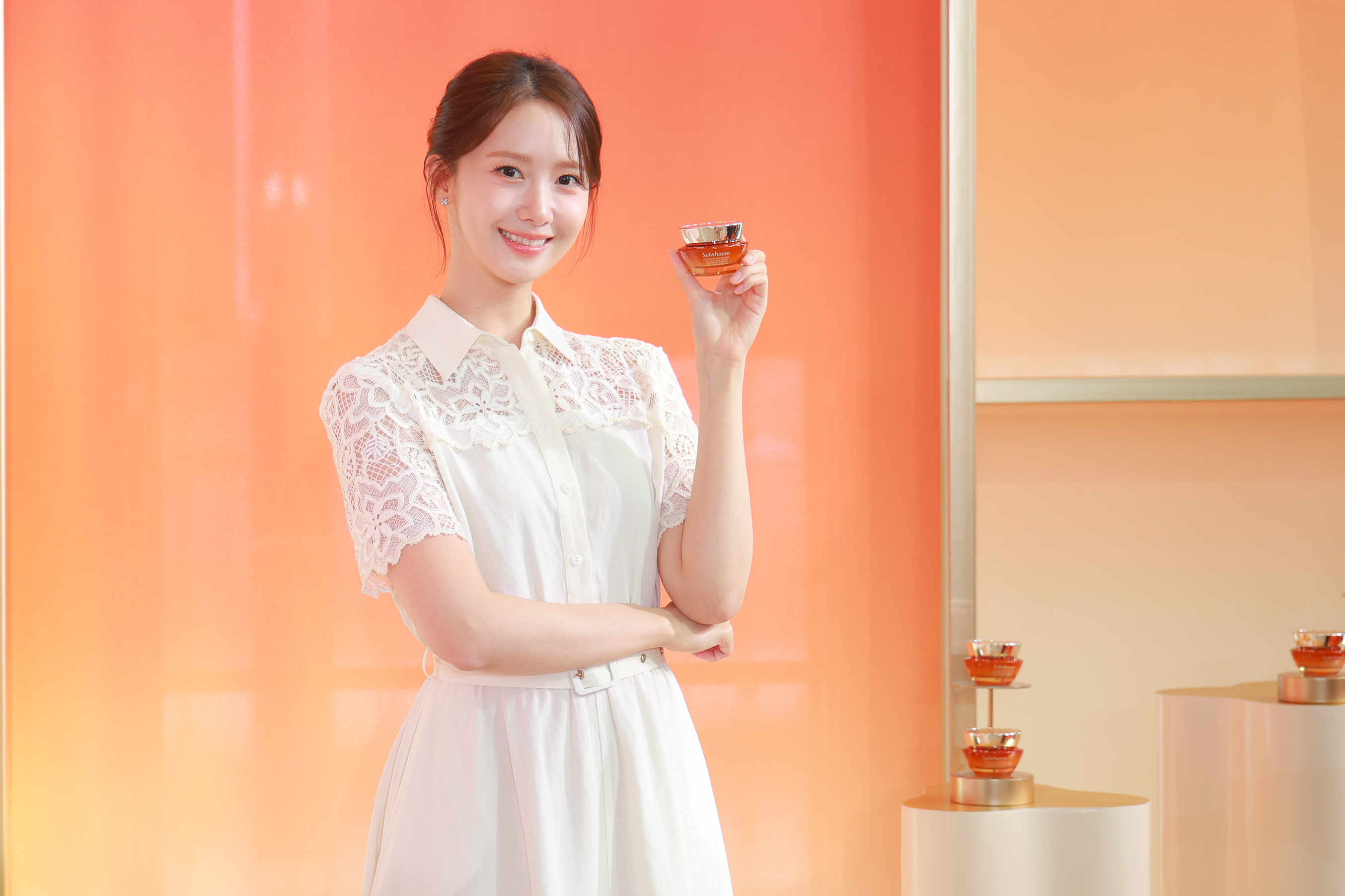 Sulwhasoo เดินกลยุทธ์ Global Experience เปิดตัวแคมเปญสุดยิ่งใหญ่แห่งปี ส่งมอบประสบการณ์ระดับโลกด้วย “ยุนอา” Sulwhasoo Global Brand Ambassador ตอกย้ำ Concentrated Ginseng Rejuvenating Cream ผลิตภัณฑ์ความงามระดับโลก